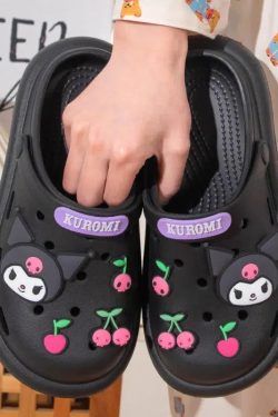 Hello Kitty Slippers