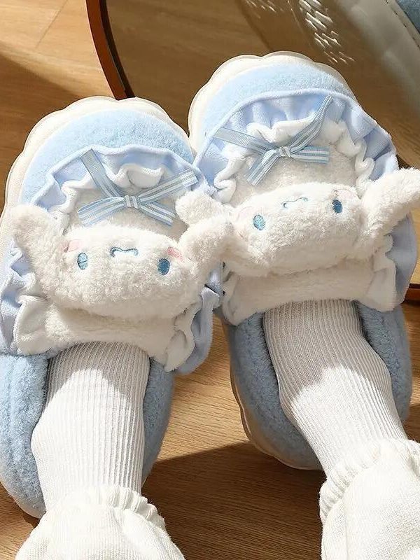 Hello Kitty Slippers