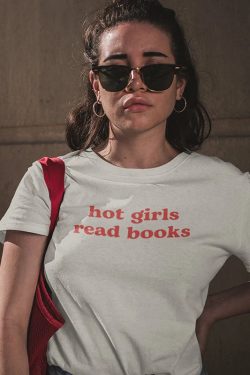 Hot Girls Read Books Tee