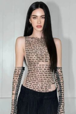 Letter Printed Top with Gloves