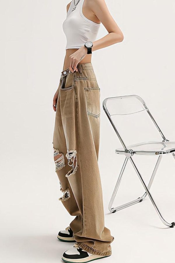 Light Wash Low Rise Ripped Jeans