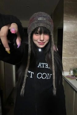 Meta Ricotta Cardigan