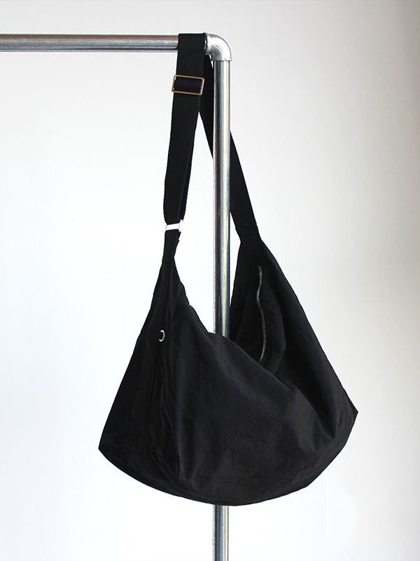Minimalist Work Style Large Capacity Nylon Crossbody Bag