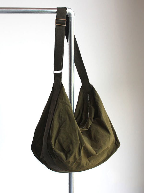 Minimalist Work Style Large Capacity Nylon Crossbody Bag