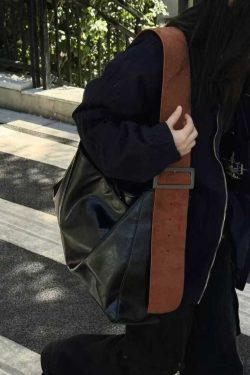 Modern Black Large Capacity Faux Leather Messenger Bag