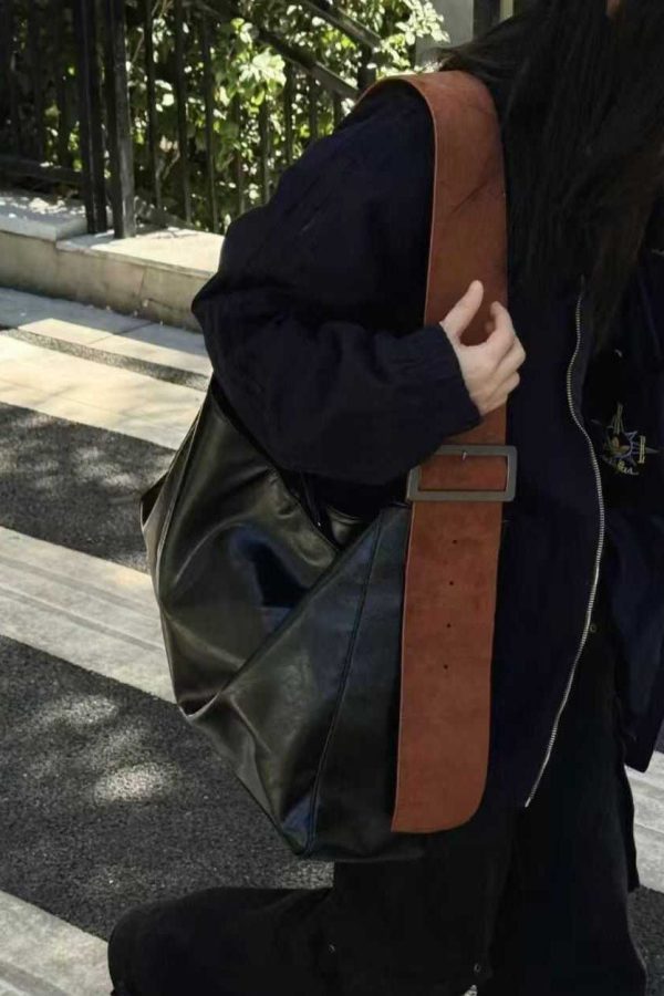 Modern Black Large Capacity Faux Leather Messenger Bag