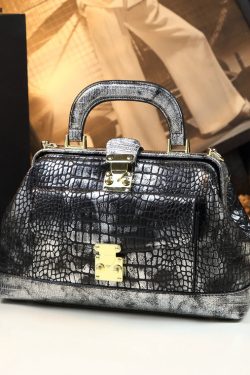 Modern Gradient Color Serpentine Durable Faux Leather Tote Handbag