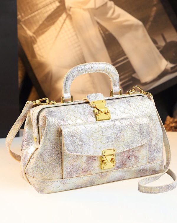 Modern Gradient Color Serpentine Durable Faux Leather Tote Handbag