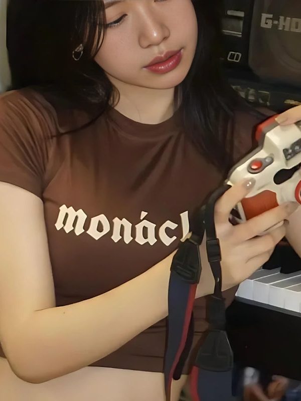 Monaclub Crop Top