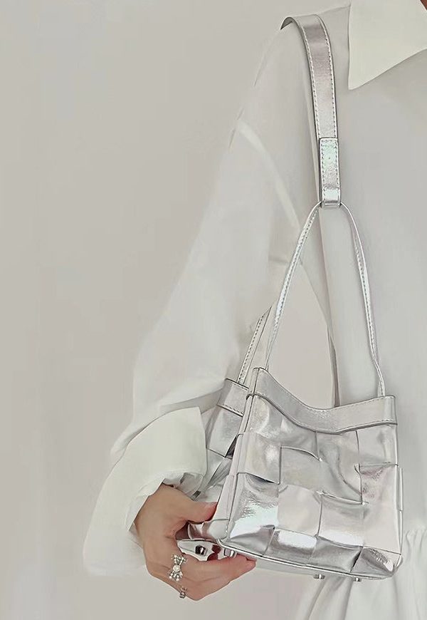 Natural Silk Zippered Faux Leather Tote Handbag