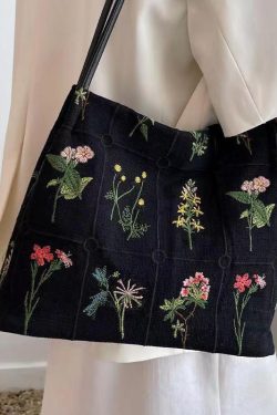 New Black Embroidered Large Capacity Canvas Shoulder Bag
