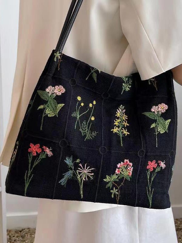 New Black Embroidered Large Capacity Canvas Shoulder Bag
