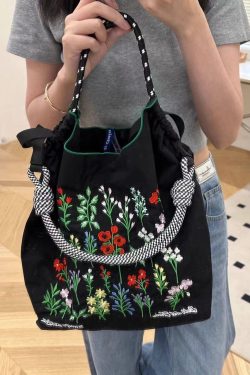 New Black Embroidered Large Capacity Nylon Shopping Bag