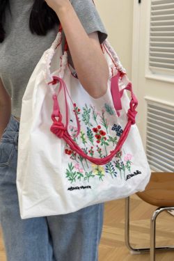 New Black Embroidered Large Capacity Nylon Shopping Bag