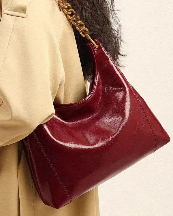 New Boutique Red Large Capacity Faux Leather Shoulder Bag