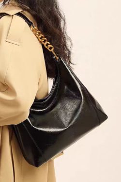 New Boutique Red Large Capacity Faux Leather Shoulder Bag