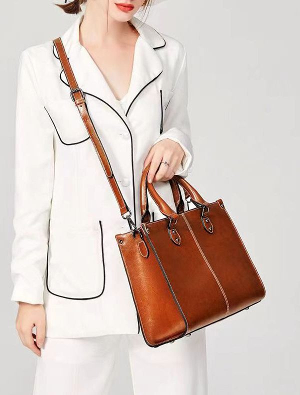 New Coffee Versatile European And American Cowhide Handbag