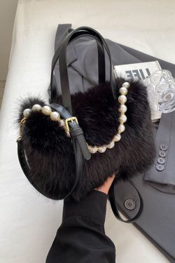 New Fashion Beige Pearl Fuzzy Fur Fluffy Square Crossbody Bag