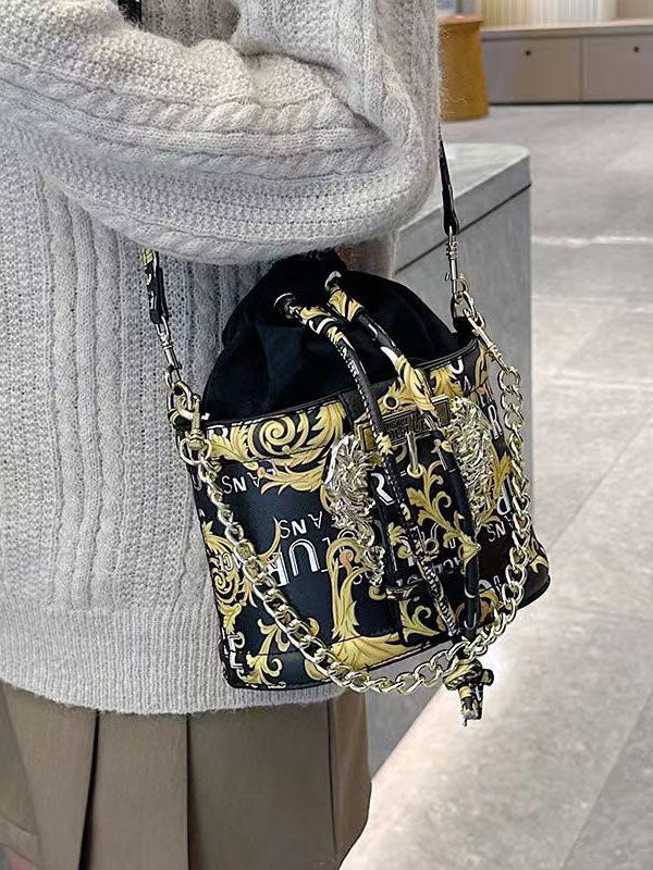 New Fashionable Black Printed Chain Crossbody Bag