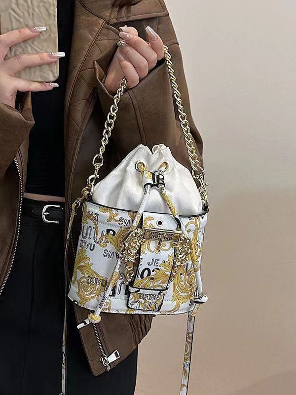 New Fashionable Black Printed Chain Crossbody Bag