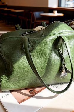 New Green Large Capacity Durable Calf Leather Tote Bag