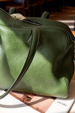 New Green Large Capacity Durable Calf Leather Tote Bag
