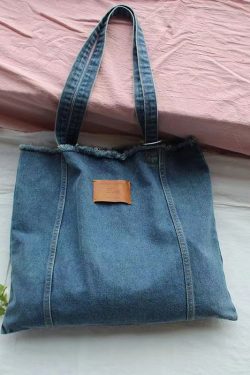 New High-Capacity Torn Edge Denim Shoulder Bag