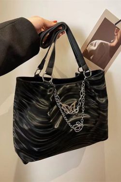 New Silver Versatile Chain Large Capacity Shoulder Bag