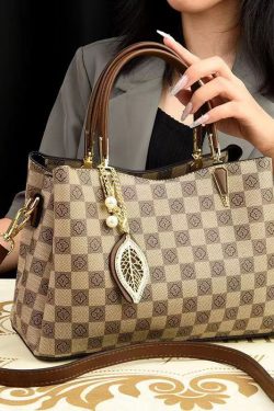 New Versatile Brown Solid Durable Leather Tote Handbag