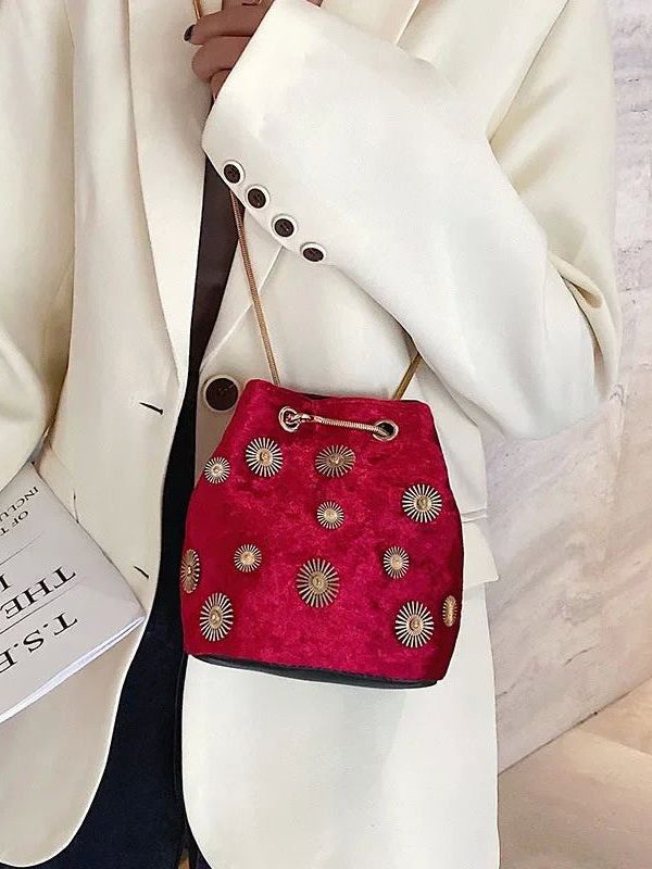 New Women Pink Rivet Decorated Velvet Bucket Bag