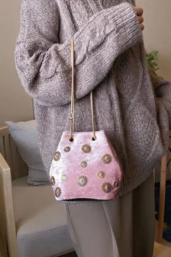 New Women Pink Rivet Decorated Velvet Bucket Bag