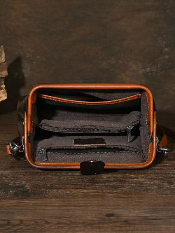 Organic Chocolate Solid Durable Calf Leather Messenger Bag