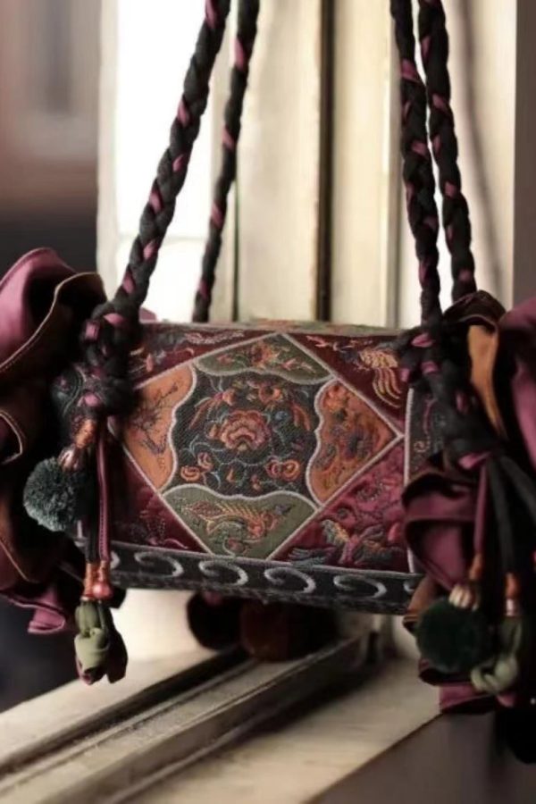 Original Ethnic Style Linen Embroidery Ruffled Messenger Bag