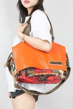 Original High-Capacity Patchwork Cowhide Outdoor Travel Shoulder Bag