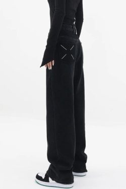 Patch Pocket Straight Leg Denim Jeans