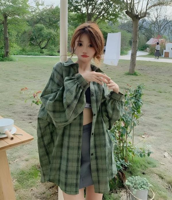 Puff Sleeved Plaid Shirt