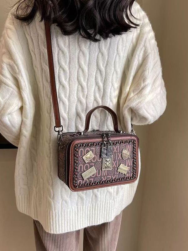 Retro 2025 New Brown Versatile Handheld Shoulder Bag