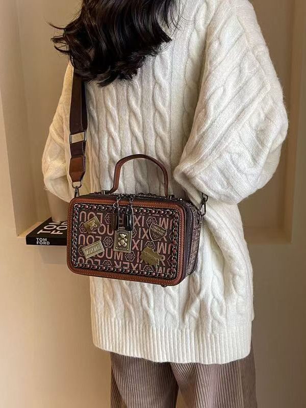 Retro 2025 New Brown Versatile Handheld Shoulder Bag