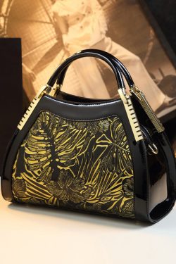 Retro Black Print Large Capacity Faux Leather Tote Handbag