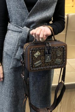 Retro Boutique Coffee Rivet Calf Leather Messenger Bag