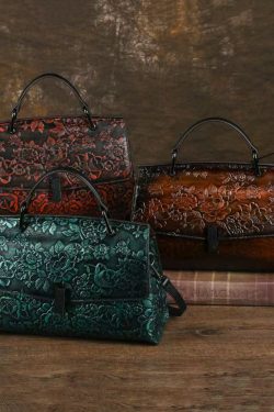 Retro Green Embossed Calf Leather Messenger Bag