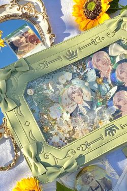 Retro Picture Frame Embossing Tote Bag