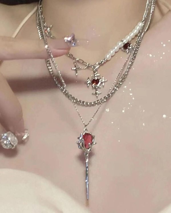 Rose Shaped Stoned Necklace