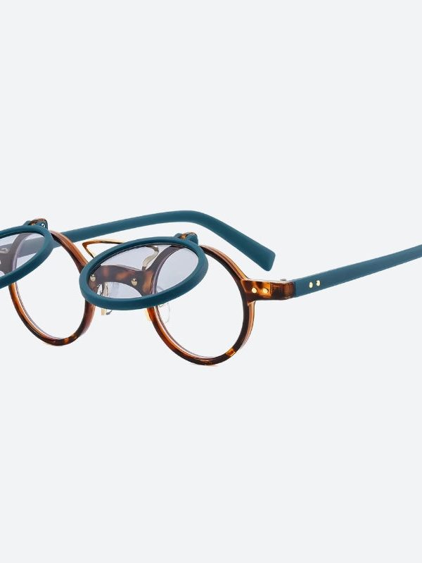 Round Flip-Up Sunglasses
