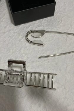 Safety Pin Hair Claw