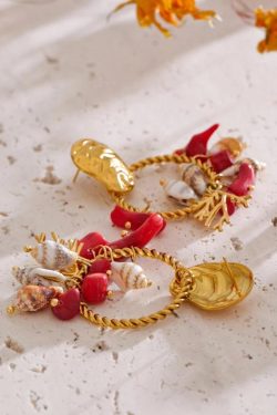 Seashell Beaded Hoop Earrings