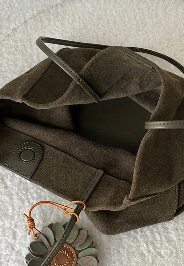 Simple Army Green Large Capacity Drawstring Fine Suede Shoulder Bags