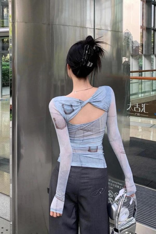 Sky Cut Out Ruched Top