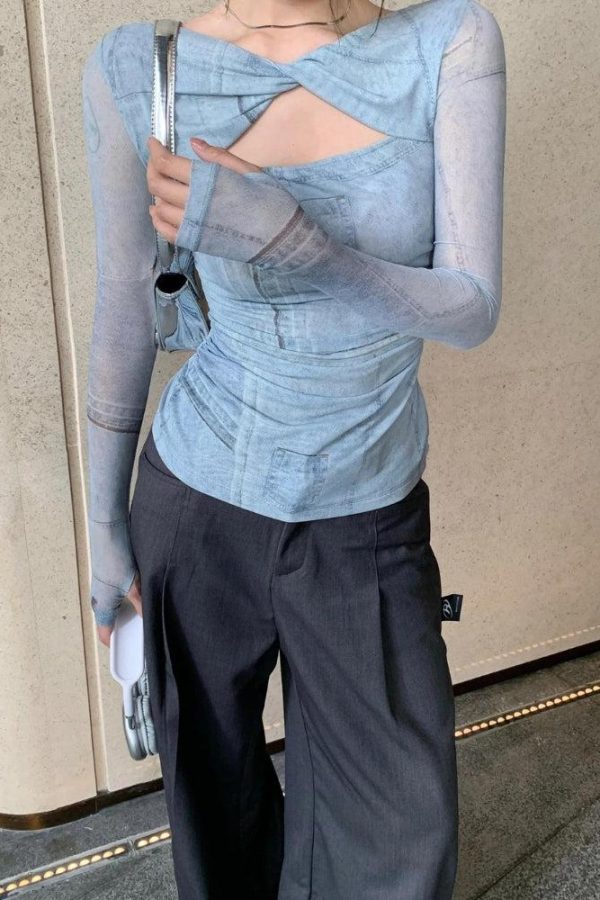 Sky Cut Out Ruched Top