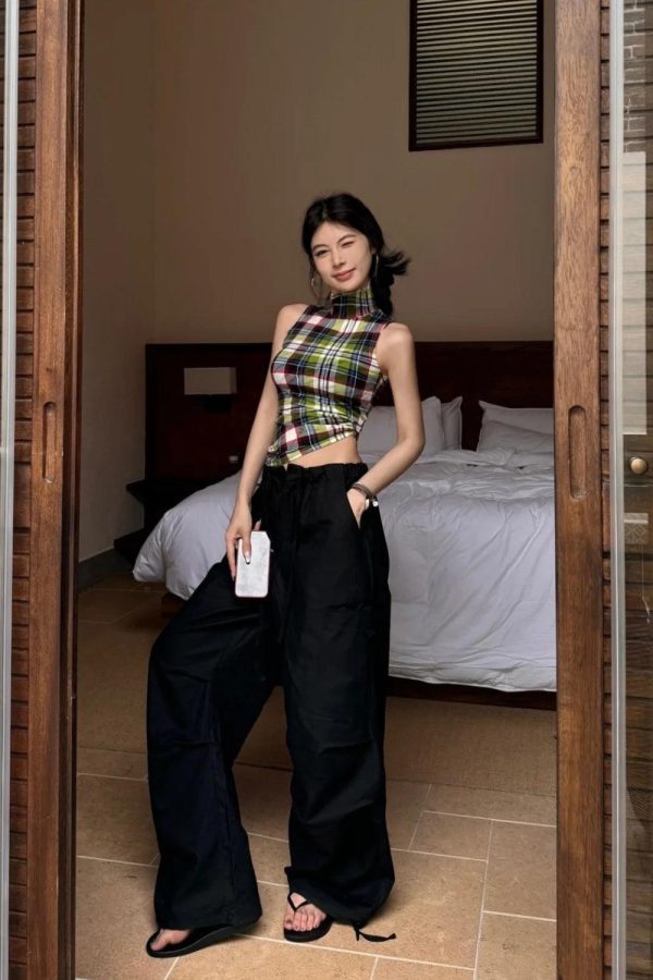 Sleeveless Plaid Top